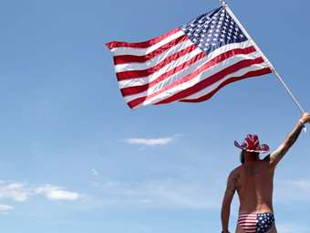 Μόνο ο πατριωτισμός μπορεί να μας σώσει από τον εθνικισμό