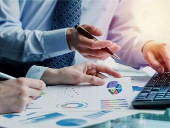 EY: Προκλήσεις και ευκαιρίες στον μετασχηματισμό των νομικών διευθύνσεων