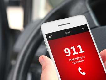 Σοφία Ζαχαράκη: Σχεδόν 350 γυναίκες έχουν κάνει χρήση του panic button