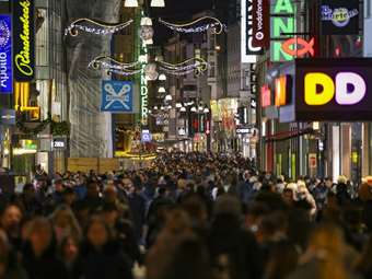 Σε άνοδο οι μετοχές των… κατασκόπων