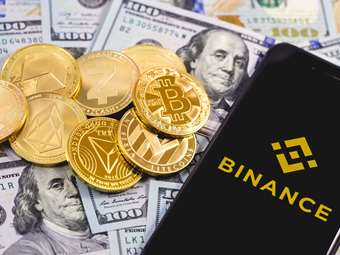 Ο Τραμπ χορήγησε χάρη στον ιδρυτή της Binance, που είχε δηλώσει ένοχος για αμέλεια έναντι ξυπλύματος χρήματος