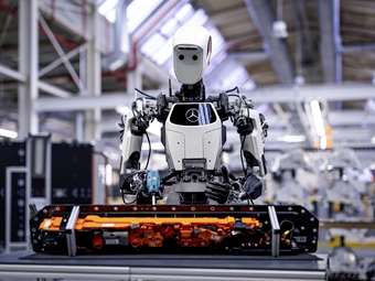 Η Mercedes απέκτησε το δικό της ανθρωποειδές ρομπότ (video)