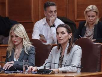 Όλγα Κεφαλογιάννη: Χρονιά-ορόσημο για τον τουρισμό το 2024 - Τι φέρνει το νέο ν/σ για τα Airbnb