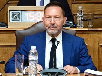 ΒoG Governor Stournaras: Policy measures needed to attract ships under Greek flag