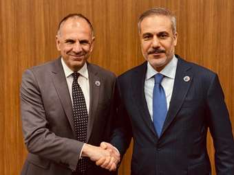 Συνάντηση Γεραπετρίτη-Φιντάν στο περιθώριο της άτυπης Συνόδου του ΝΑΤΟ