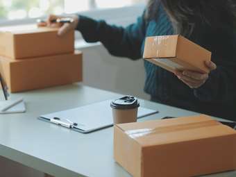 Η "κούρσα" των ταχυμεταφορών και οι επιδόσεις των μεγάλων παικτών