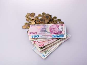 Τουρκία: Έπιασε το 20 έναντι του δολαρίου η τουρκική λίρα λίγες ώρες πριν τις εκλογές