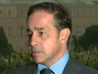 Ποιος τραπεζίτης μπαίνει στην αγορά κόκκινων δανείων