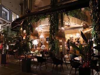 Γιατί οι τιμές των υπηρεσιών κρατούν ψηλά τον πληθωρισμό