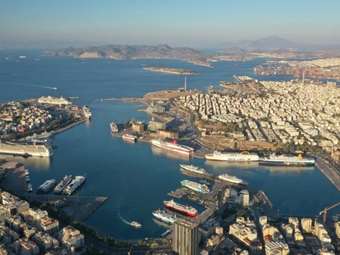 Yeni Şafak: Ο Τραμπ έβαλε στο μάτι τα ελληνικά λιμάνια