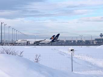 Γερμανία: Η κακοκαιρία "Γερτρούδη" εξακολουθεί να προκαλεί προβλήματα