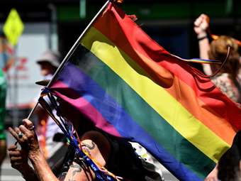 "Πολιτιστικό μοντέλο Όρμπαν" στην Ιταλία για ΛΟΑΤΚΙ+;