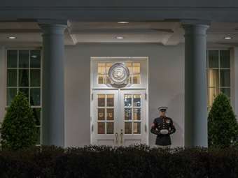 ΗΠΑ: Ο υπουργός Εσωτερικής Ασφάλειας αφήνει ανοιχτό το ενδεχόμενο συλλήψεων μεταναστών σε σχολεία και εκκλησίες