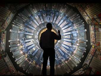 Ο Έλληνας καθηγητής Φυσικής Κ. Φουντάς αναλαμβάνει την ηγεσία του CERN