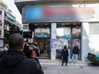 Πτώση ασανσέρ σε σούπερ μαρκετ στα Ιλίσια - Ένας σοβαρά τραυματίας