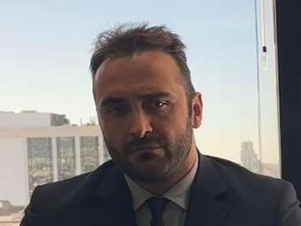 Πολιτική vs Reality