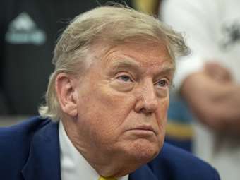 Τραμπ: Οι ΗΠΑ θα επιβάλουν δασμό 19% στα προϊόντα από τις Φιλιππίνες