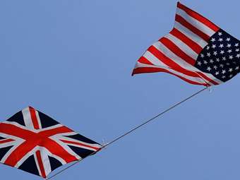 Το Ηνωμένο Βασίλειο χαρακτηρίζει τις ΗΠΑ "σταθερό" σύμμαχο μετά τα αμερικανικά πλήγματα σε Ιράκ και Συρία