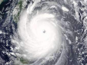 ΗΠΑ: Ο τυφώνας Ελέν φθάνει στην ξηρά στη Φλόριντα