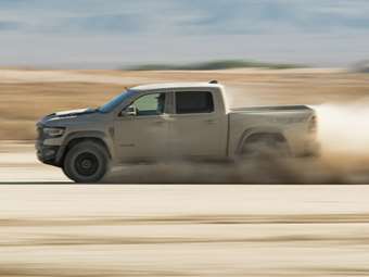 Το παραθυράκι στο νόμο που γέμισε επικίνδυνα αγροτικά την Ευρώπη