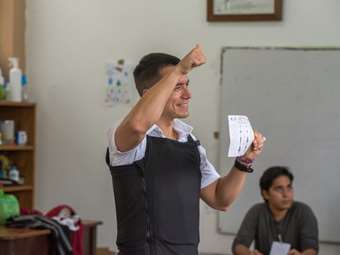 Ο Ισημερινός στις κάλπες μεθαύριο σε δημοψήφισμα κρίσιμο για τον πρόεδρο Νομπόα