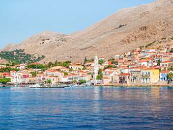 Μελέτη ΕΤΕ: Τα νησιά χρειάζονται μεγαλύτερες επενδύσεις για να διαχειριστούν τον όγκο των τουριστών