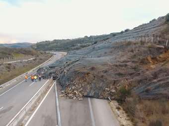 Ιονία Οδός: Μέχρι πότε θα παραμείνει κλειστή λόγω της κατολίσθησης
