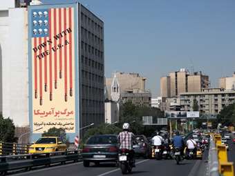 Η αλλαγή τακτικής του Τραμπ με το Ιράν βάζει δύσκολα στη Ρωσία