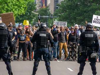 ΗΠΑ: Η αστυνομία εκκένωσε ένα φιλοπαλαιστινιακό καταυλισμό σε ένα πανεπιστήμιο της Ουάσιγκτον