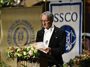 Ο "νονός" της Τεχνητής Νοημοσύνης βλέπει 10%-20% πιθανότητες η IT να αφανίσει την ανθρωπότητα μέσα σε 30 χρόνια