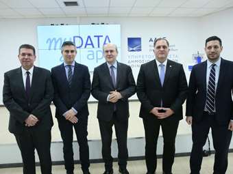 Σε λειτουργία η νέα εφαρμογή της ΑΑΔΕ για έκδοση τιμολογίων από κινητά