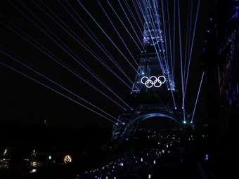 Με μια φαντασμαγορική Τελετή Έναρξης "άνοιξαν" οι Ολυμπιακοί Αγώνες στο Παρίσι