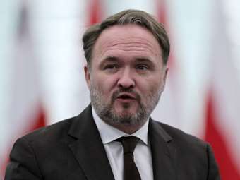 Επίτροπος Ενέργειας Γιόργκενσεν: "Σθεναρή υποστήριξη" της ΕΕ στο έργο ηλεκτρικής διασύνδεσης Ελλάδας - Κύπρου