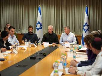 Το Ισραήλ συναινεί να ξαναρχίσουν οι έμμεσες διαπραγματεύσεις με τη Χαμάς - Προειδοποιήσεις σε Χεζμπολάχ