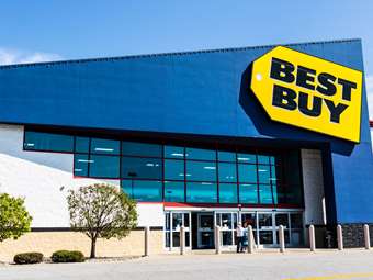 Best Buy: Ξεπέρασαν τις εκτιμήσεις τα τριμηνιαία αποτελέσματα