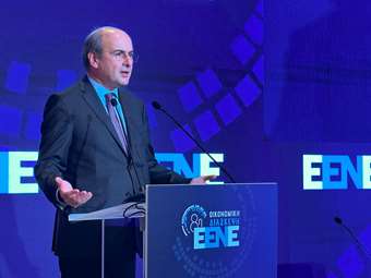 Κ. Χατζηδάκης: Εξετάζουμε νέες μειώσεις φόρων