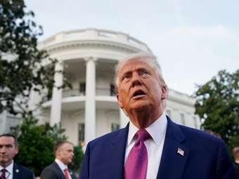 ΗΠΑ για δασμούς: "Με ή χωρίς deal, θα λάβετε νέα μας απόψε" - Σε ισχύ την Παρασκευή οι νέοι συντελεστές