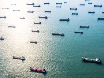 Άλμα για το αργό στη σκιά των αμερικανικών κυρώσεων