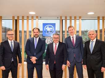 Alpha Bank: Εξαγορά της Flexfin και συγχώνευσή της με την ABC Factors