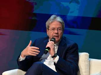 Π. Τζεντιλόνι για ΕΕ: "Δε γίνεται να είμαστε οι μόνοι χορτοφάγοι σε ένα κόσμο γεμάτο σαρκοβόρους"