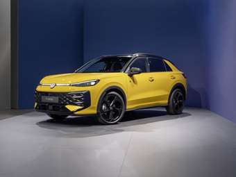 Επίσημο: Το νέο VW T-Roc μεγαλώνει και γίνεται υβριδικό