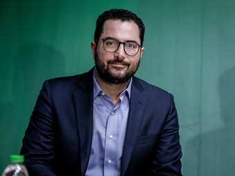 ΠΑΣΟΚ: Ο Ανδ. Σπυρόπουλος ζητεί την αναστολή της ιδιότητας του κομματικού μέλους Γ. Λαμπράκη