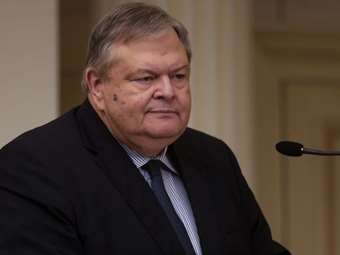 Ευ. Βενιζέλος: Απολύτως νομικό θέμα ο γάμος των ομόφυλων