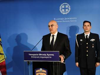 Έκτακτες κρίσεις στους βαθμούς του ταξιάρχου και του συνταγματάρχη ζήτησε από τον Α/ΓΕΕΘΑ ο Ν. Δένδιας