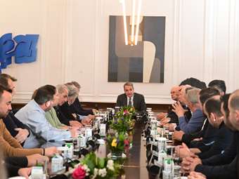 Σήμερα το κρίσιμο ραντεβού με τους "σκληρούς" των μπλόκων - Οριστικό άνοιγμα των δρόμων βλέπουν στο Μαξίμου