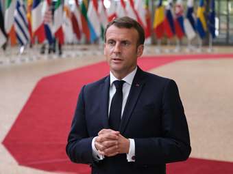 Reuters: Ο Μακρόν, αψηφώντας τη Λεπέν, θα προτείνει εκ νέου τον Τ. Μπρετόν ως Γάλλο επίτροπο στην ΕΕ