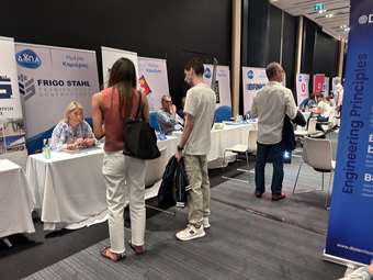 ΔΥΠΑ: Συνεντεύξεις για 3.500 θέσεις εργασίας σε 150 επιχειρήσεις έδωσαν υποψήφιοι στις "Ημέρες Καριέρας" στη Θεσσαλονίκη