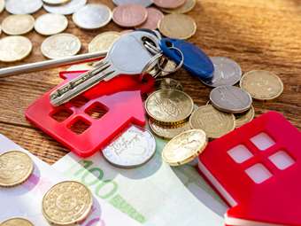 Τα "μυστικά" του φετινού ΕΝΦΙΑ: Ποιοι θα δώσουν λιγότερα, ποιοι θα πληρώσουν τα διπλάσια από πέρυσι