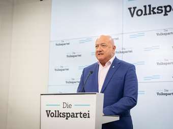 Αυστρία - Παραίτηση Νεχάμερ: Ο γ.γ. του OVP Κρίστιαν Στόκερ αναλαμβάνει προσωρινά την ηγεσία του κόμματος