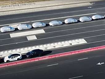 Μυστήριο με καλυμμένα Tesla στο εργοστάσιο του Fremont (video)